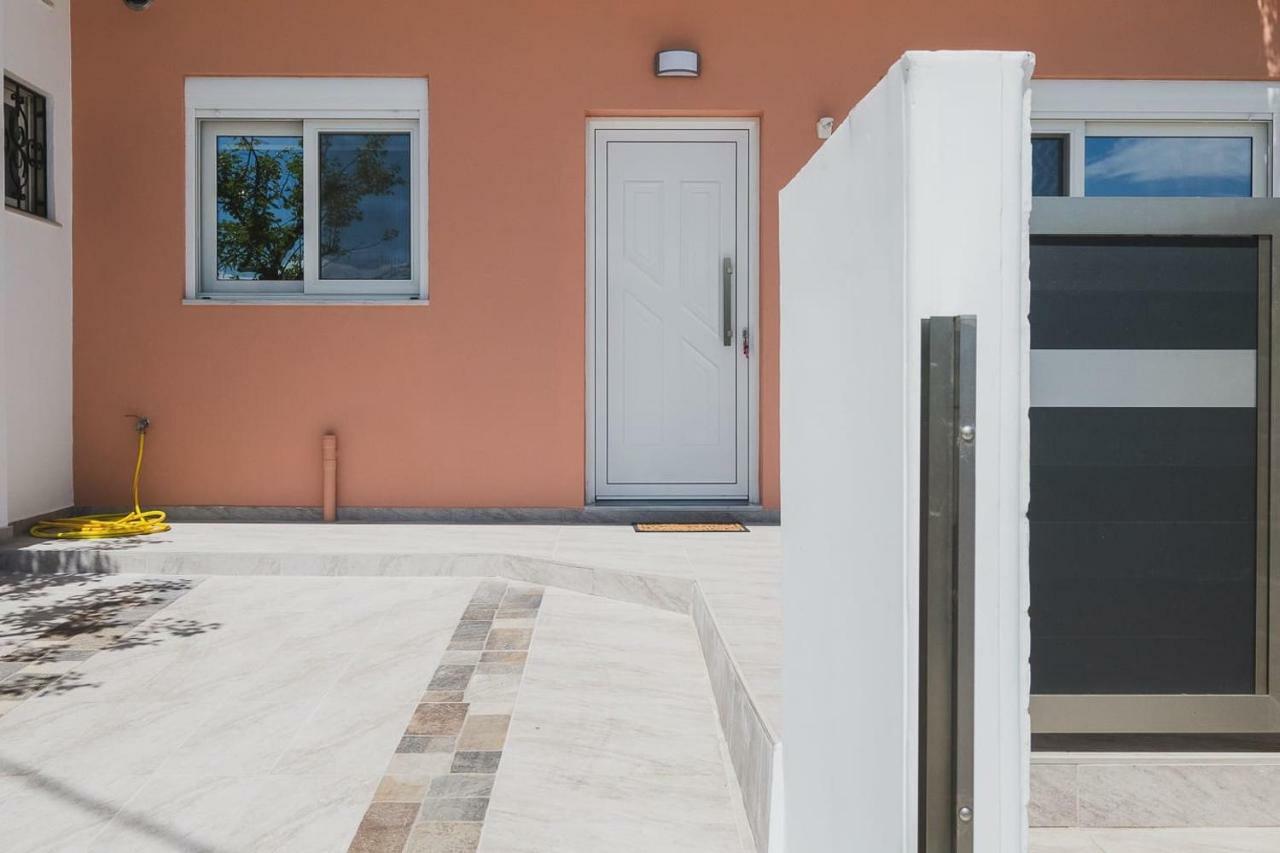 Spacious Home With Parking Chania  Bagian luar foto
