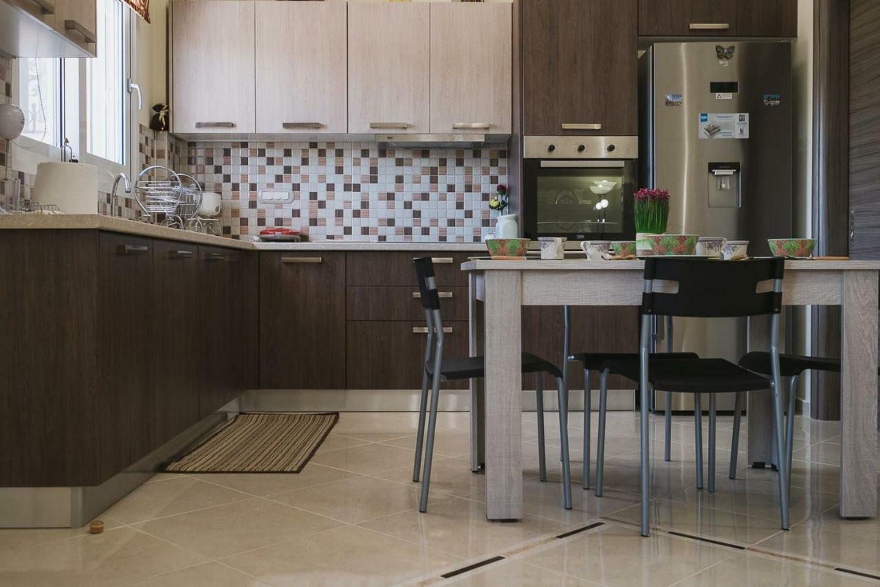 Spacious Home With Parking Chania  Bagian luar foto