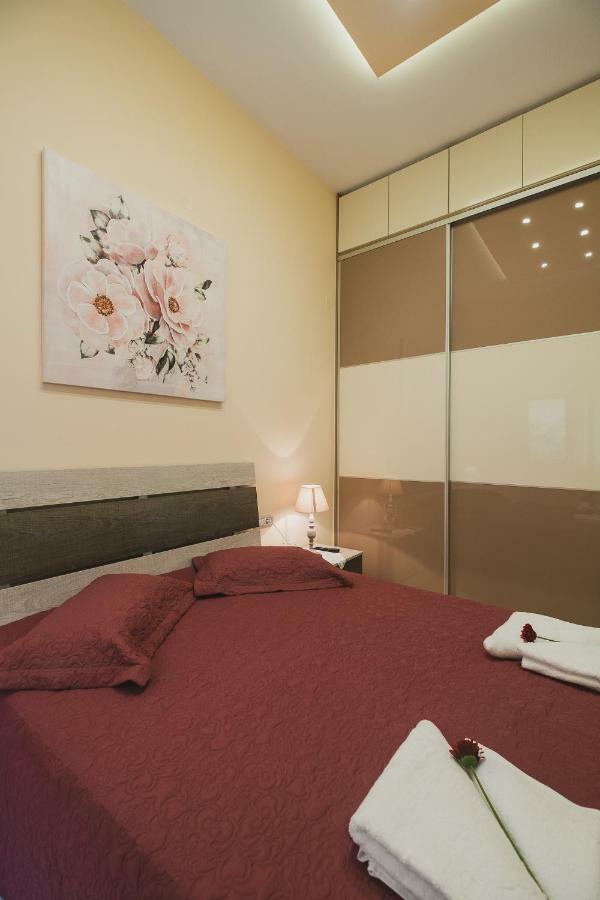 Spacious Home With Parking Chania  Bagian luar foto